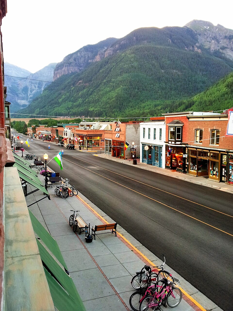 Telluride: The Complete Guide — Dining, Activities & Seasonal Adventures